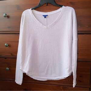 Aeropostale Waffle Knit Long Sleeve V-Neck